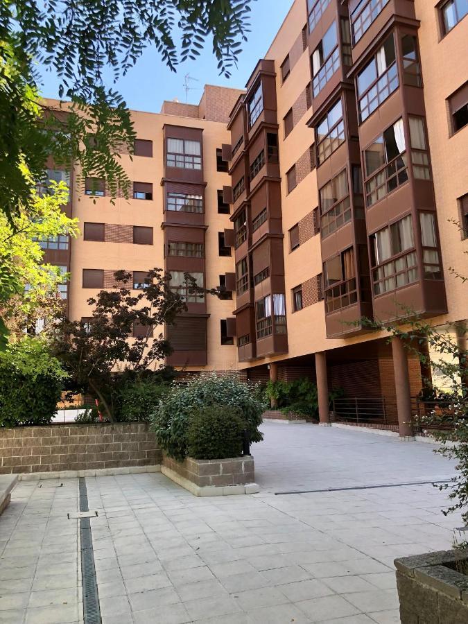 Apartamento Wanda Airport Ifema Madrid Esterno foto